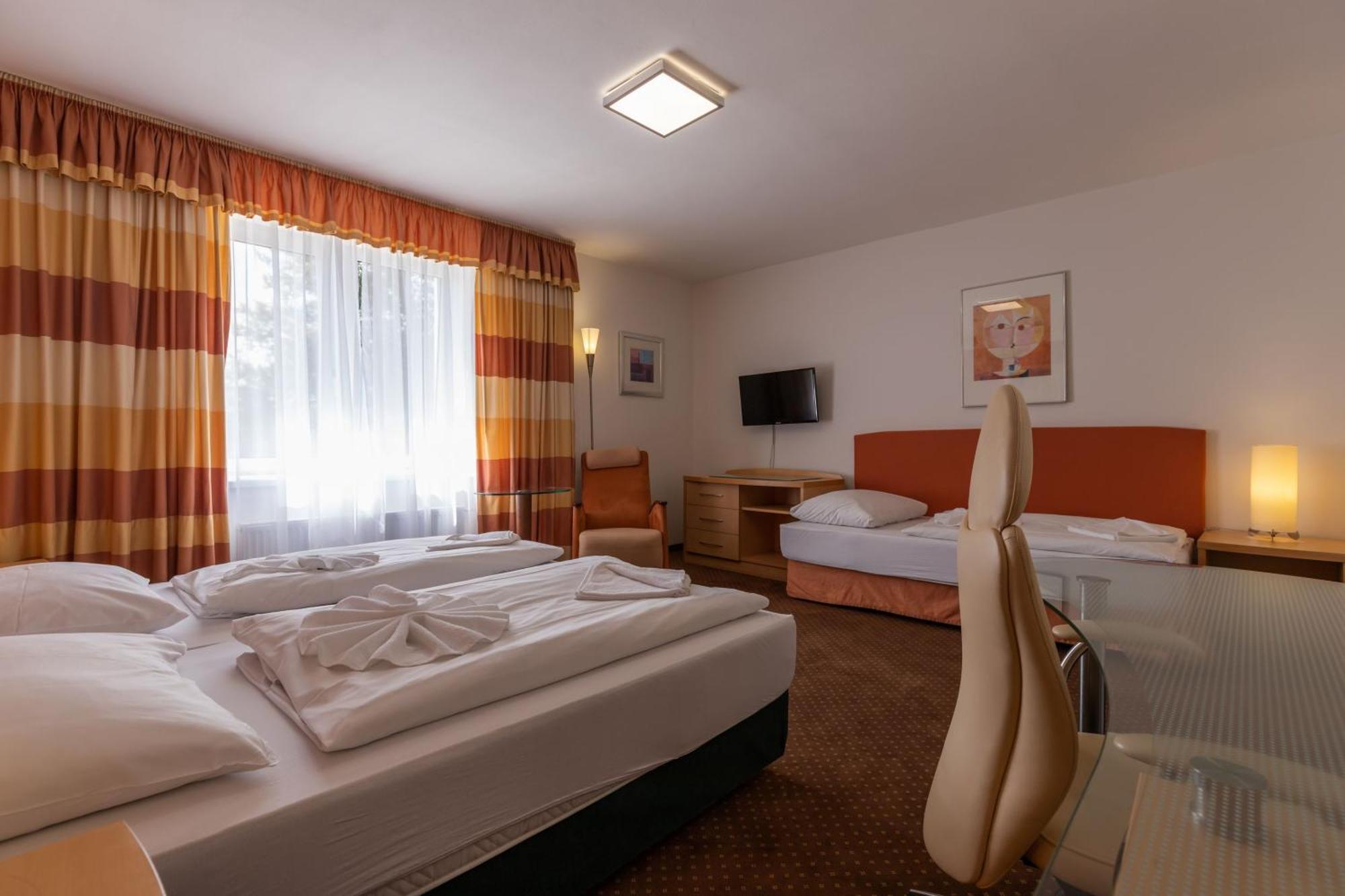 Active & Wellness Hotel Subterra Ostrov  Oda fotoğraf