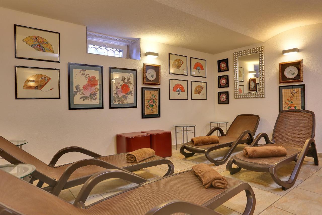 Active & Wellness Hotel Subterra Ostrov  Dış mekan fotoğraf