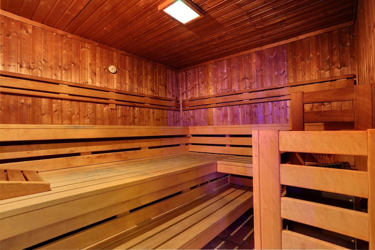 Active & Wellness Hotel Subterra Ostrov  Dış mekan fotoğraf